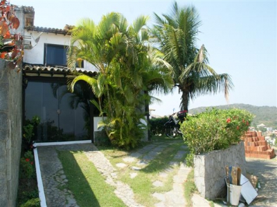 Linda Casa Temporada em Geriba
