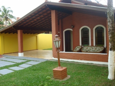 CASA NA PRAIA PARA ALUGAR CARAGUATATUBA....