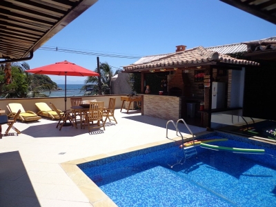 CASA TEMPORADA BÚZIOS COM PISCINA E DE FRENTE...