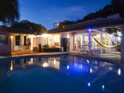 ALUGUEL POR TEMPORADA BÚZIOS CASA COM PISCINA...