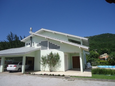 ALUGUEL POR TEMPORADA FLORIANÓPOLIS. CASA...