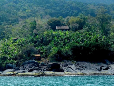 ALUGUEL DE TEMPORADA ILHABELA CASA NA COSTEIRA...