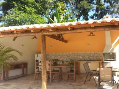 ALUGUE POR TEMPORADA PARATY CASA EM MEIO...