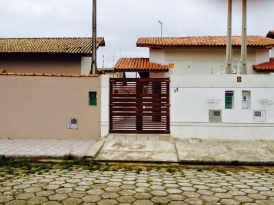 CASA TEMPORADA ITANHAÉM AMPLA E CONFORTÁVEL...