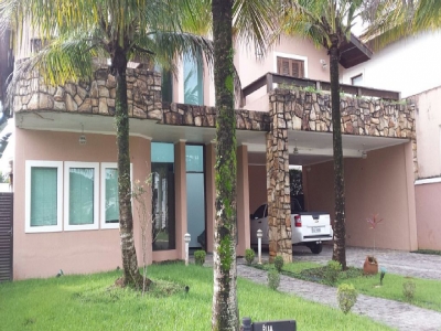 ALUGUE TEMPORADA GUARUJA. LINDA E AMPLA CASA...