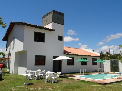 CASA NA PRAIA PARA ALUGAR JACUÍPE. COND....