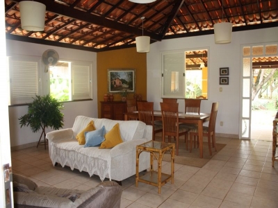ALUGUE TEMPORADA CAMAÇARI. CASA DE PRAIA...