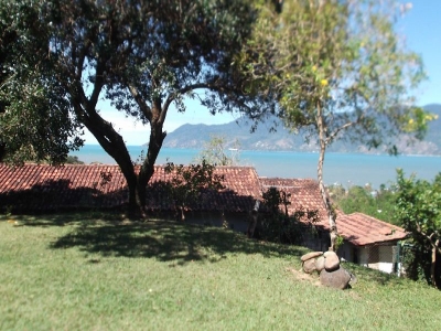 ALUGUE TEMPORADA SÃO SEBASTIÃO. LINDA CASA...