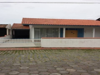 CASA PARA ALUGAR EM SÃO FRANCISCO DO SUL...