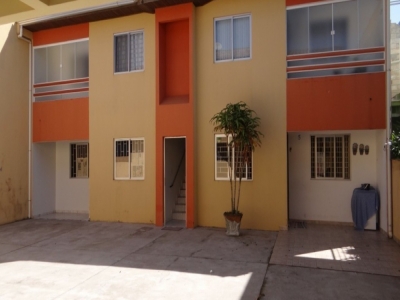 CASA NA PRAIA PARA ALUGAR MATINHOS - PR