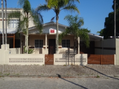 CASA TEMPORADA PONTAL DO PARANÁ - PR