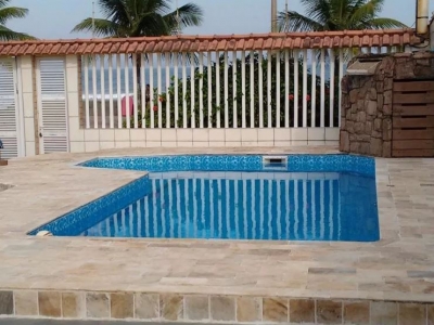 CASA PARA ALUGUEL POR TEMPORADA MONGAGUÁ...