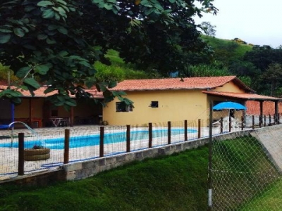 CASA PARA ALUGUEL POR TEMPORADA CAETÉ -...
