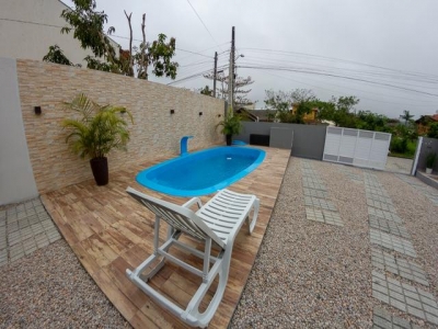 CASA PARA ALUGAR EM BOMBINHAS-SC