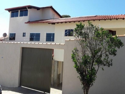 CASA PARA ALUGAR ALFENAS -MG