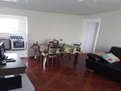 CASA TEMPORADA CURITIBA - PR